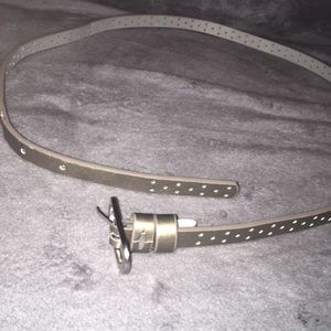 Size (S) Thin Gray/Silver belt